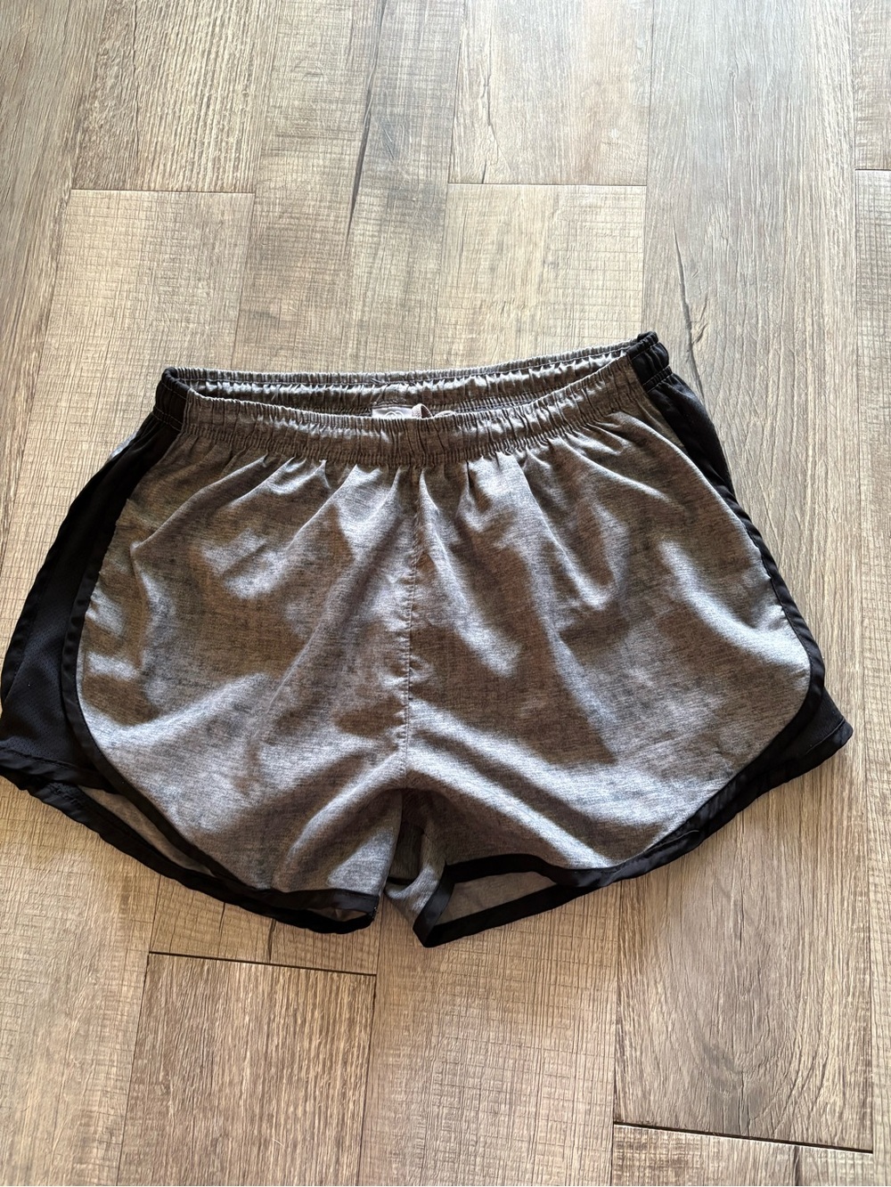 Daisy Fuentes Gray Athletic Shorts with Black Trim